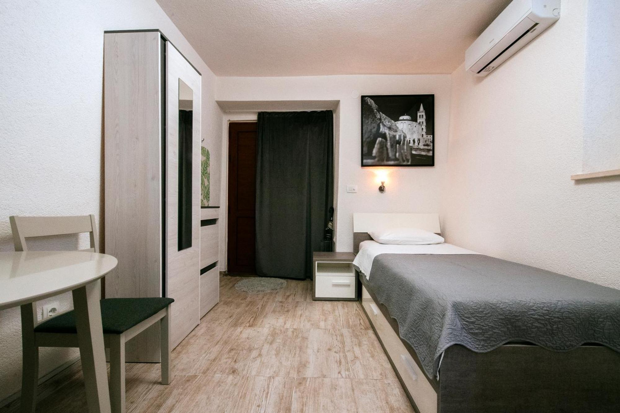 Apartment Ema House