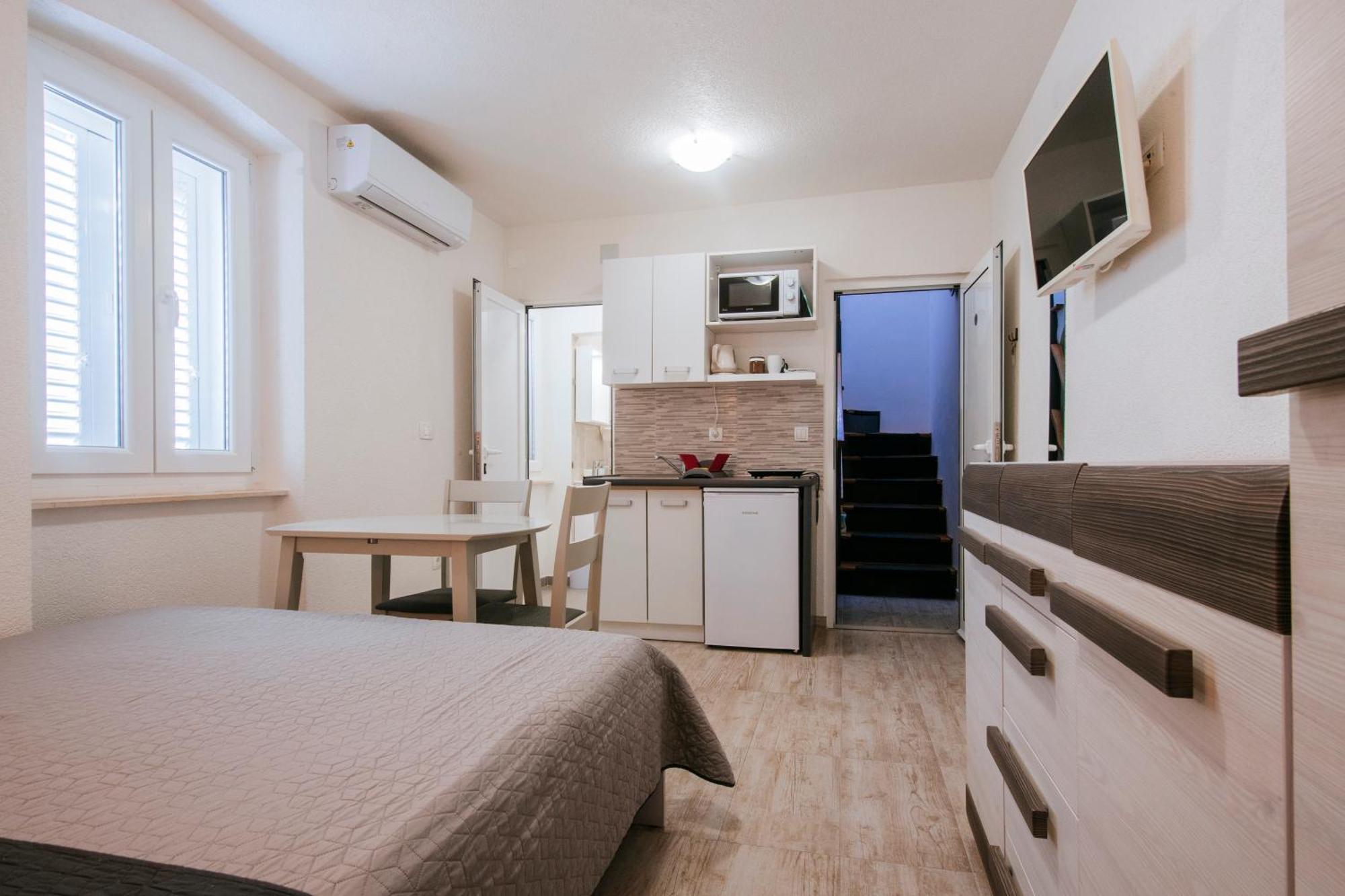 Ema House Apartament